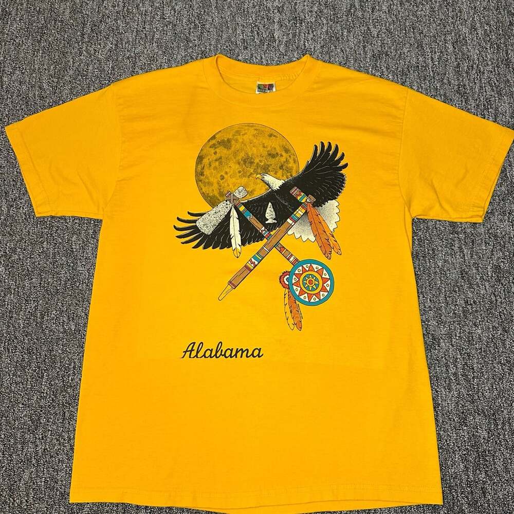 Vintage 90s Fruit of the Loom Alabama Native American Eagle Moon T-Shirt
